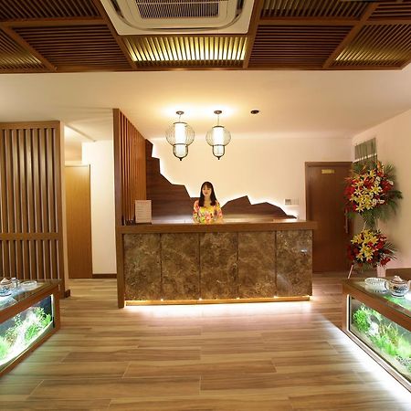 Minh Tam Hotel & Spa 3/2 Thành Pho Ho Chí Minh Esterno foto