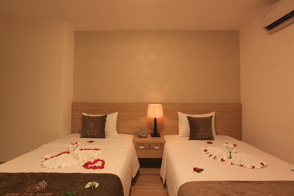 Minh Tam Hotel & Spa 3/2 Thành Pho Ho Chí Minh Esterno foto