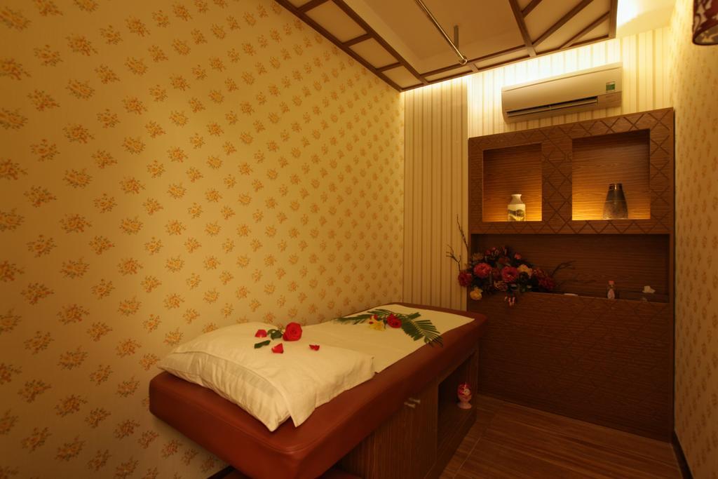 Minh Tam Hotel & Spa 3/2 Thành Pho Ho Chí Minh Esterno foto