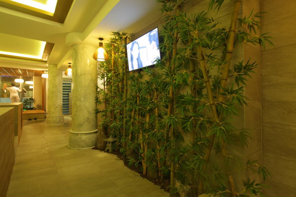 Minh Tam Hotel & Spa 3/2 Thành Pho Ho Chí Minh Esterno foto
